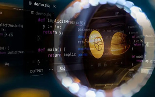 肇东 ,php声明和调用变量的符号是什么？